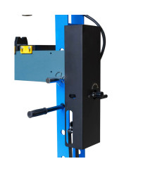 Prasa warsztatowa hydrauliczna spawana 30t z nożna szybka FR5017 Prasa warsztatowa hydrauliczna spawana 30t z nożna szybka FR5017