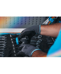 Zestaw - Latarka 18 V HT2E238-0FLH (12B 45) + Bateria Gratis