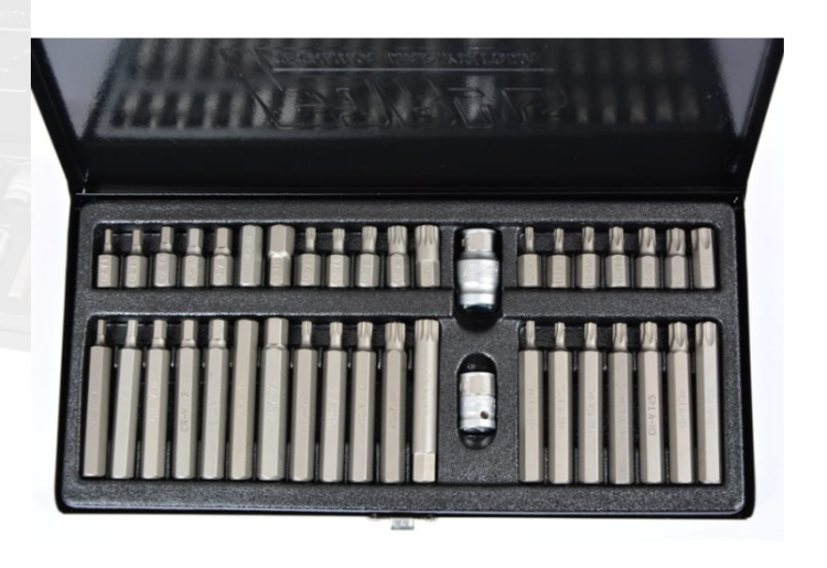 zestaw-kluczy-bity-imbus-spline-torx-40-sztuk-fr2350-1.png